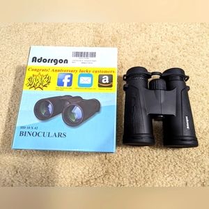 NWOT Adorrgon Binoculars HD 10×42